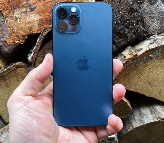 iPhone 12